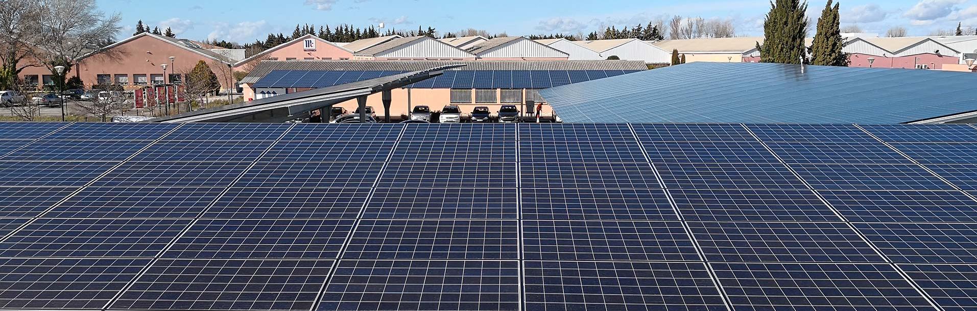 Parking McCormick à Monteux exploitation Coruscant - Ombrieres solaires